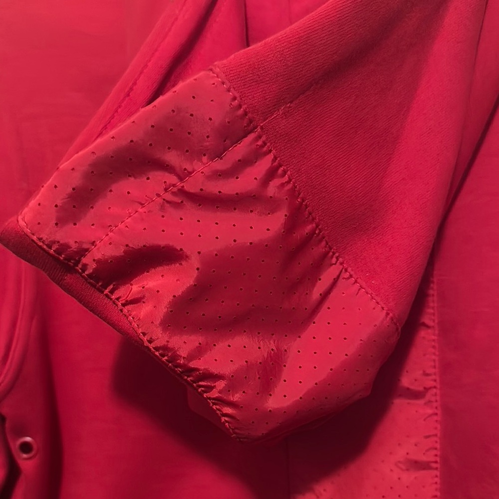 Nike Red Long Sleeve Top - Picture 10 of 12